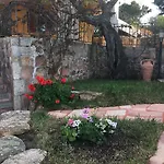 I Mari Di Gallura And Couette-café