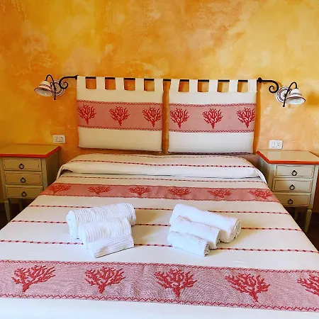 Bed & Breakfast I Mari Di Gallura And San Teodoro (Sardinia)