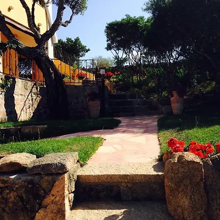 Bed & Breakfast I Mari Di Gallura And