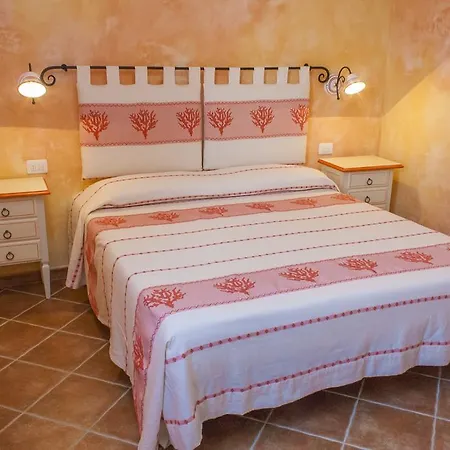 Bed & Breakfast I Mari Di Gallura And San Teodoro (Sardinia)