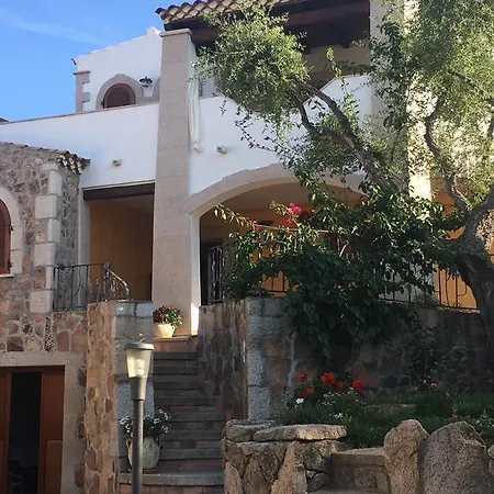 Bed & Breakfast I Mari Di Gallura And *