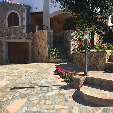 I Mari Di Gallura And Oda ve Kahvaltı