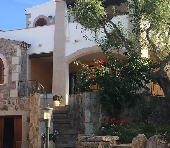 Bed and Breakfast I Mari Di Gallura And 3*